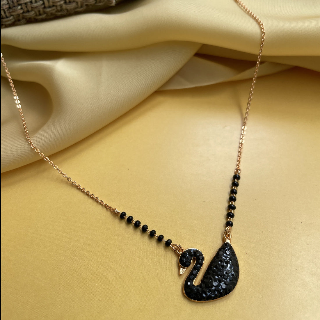 Black Swan Gold Mangalsutra - Abdesignsjewellery
