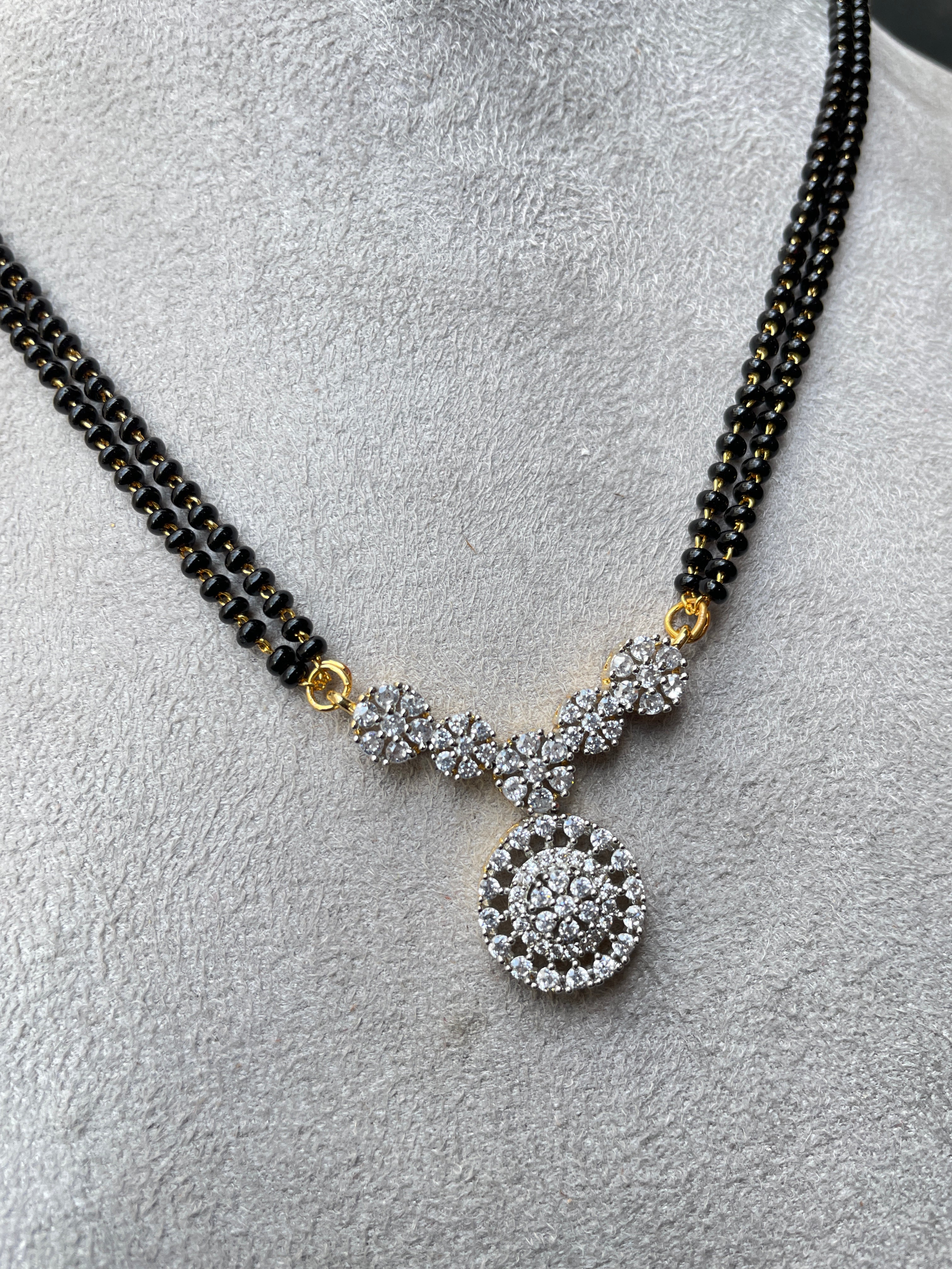 Disha Parmar Wedding Inspired Morden Gold Diamond Mangalsutra - Abdesignsjewellery