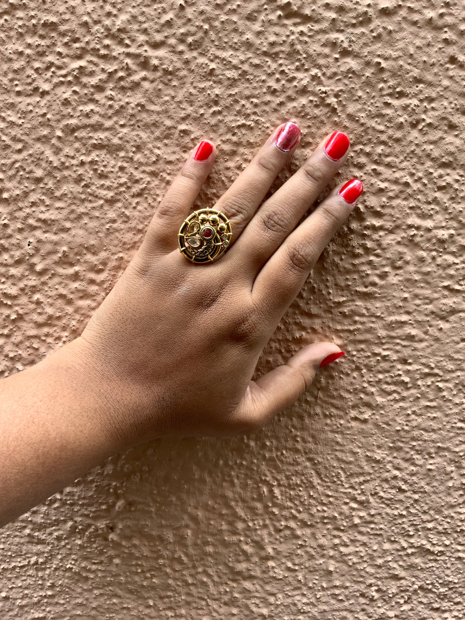 Antique Round Shape Golden Ring - Abdesignsjewellery