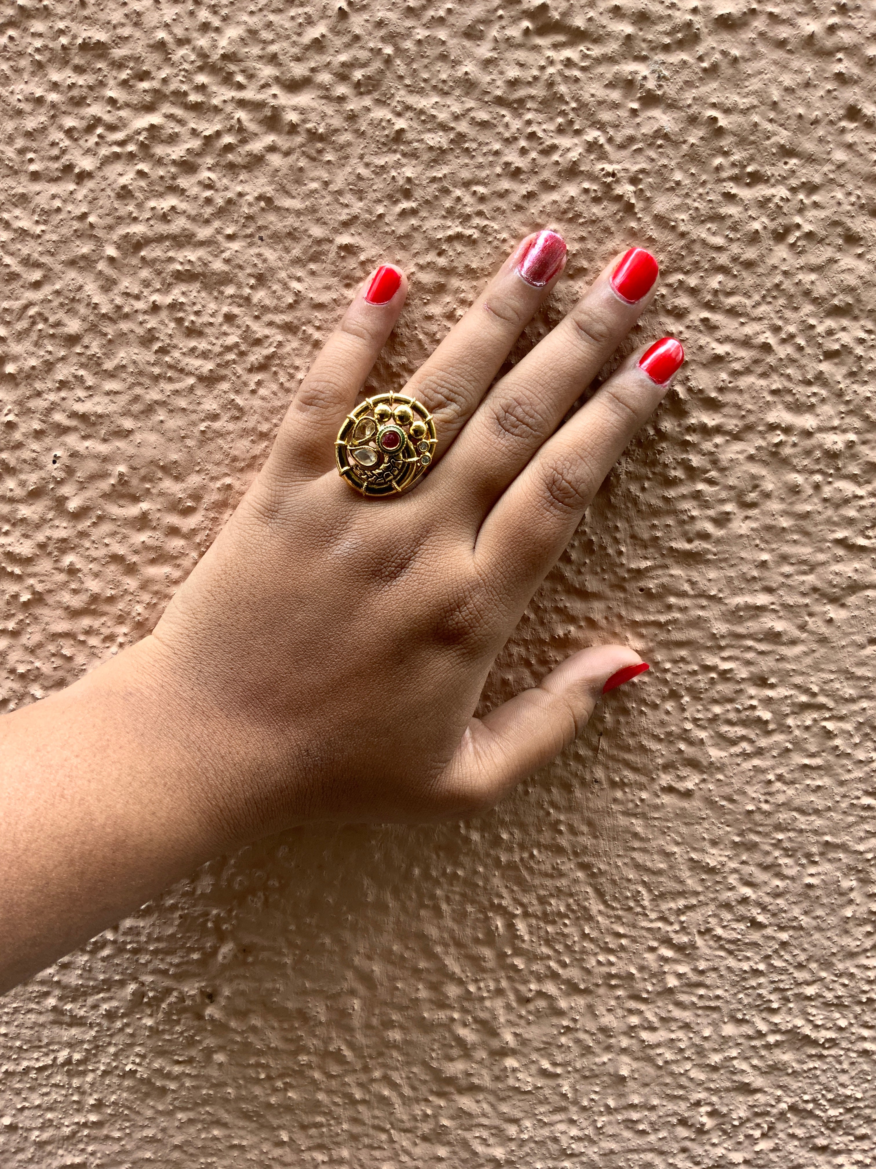Antique Round Shape Golden Ring - Abdesignsjewellery